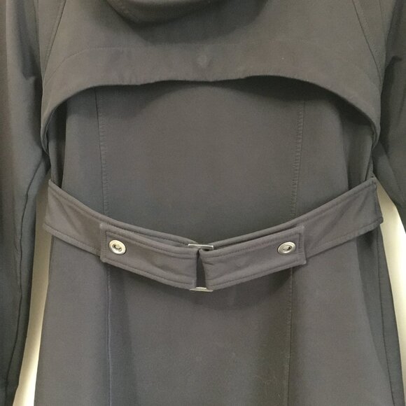 3Stones Vancouver Flattering Fitted Hooded Jacket - Picture 5 of 16